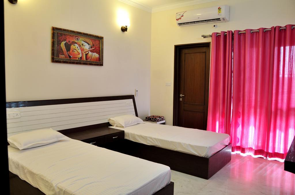 אגרה Mohini Home Stay מראה חיצוני תמונה