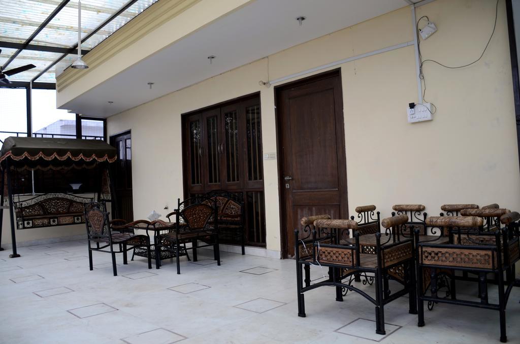 אגרה Mohini Home Stay מראה חיצוני תמונה