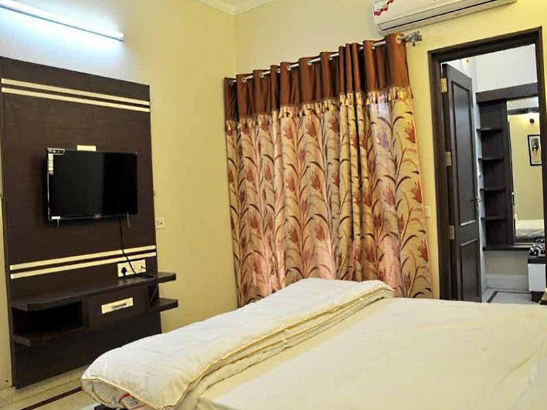 אגרה Mohini Home Stay מראה חיצוני תמונה